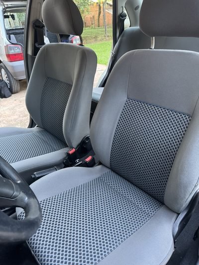 Bancos cinza do carro: bancos cinza do carro, depois da higienização